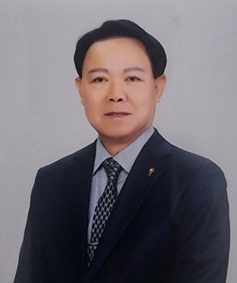 대표이사 황용철