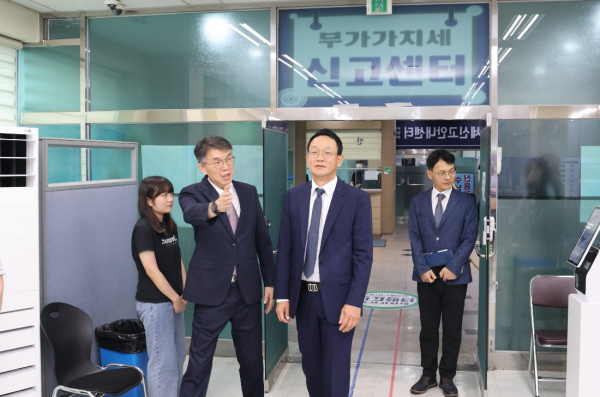 인천지방국세청장, 부가가치세 신고센터 방문